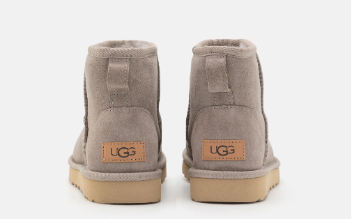 UGG Classic Mini