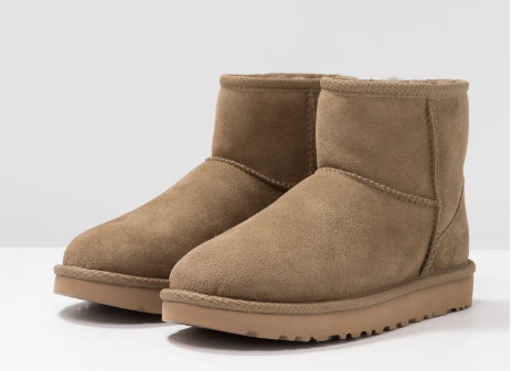 UGG Classic Mini