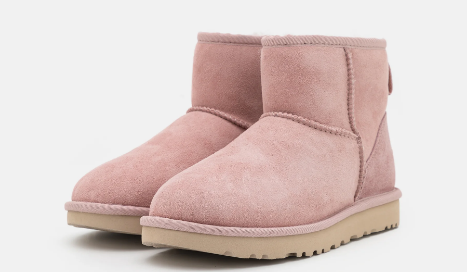 UGG Classic Mini